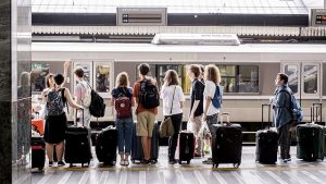 Sécurité des bagages en gare.